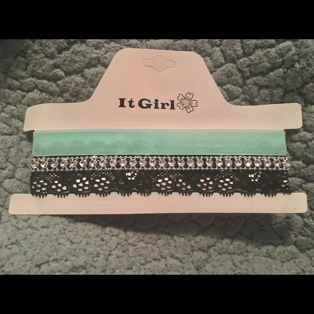 🌺3 for $15🌺 Set of 3 Chokers